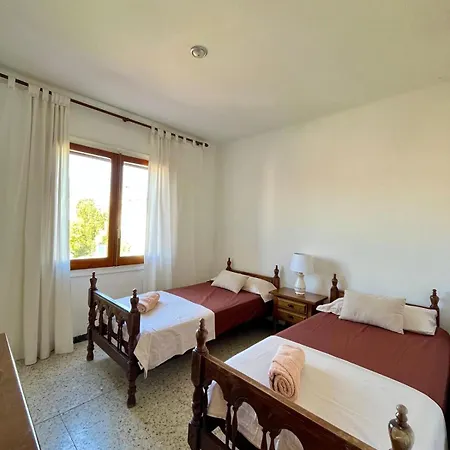 Holiday home Llar Montagut Torredembarra